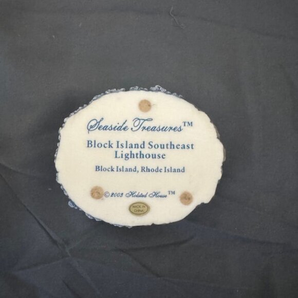 2003 Seaside Treasures Block Island SE Rhode Island Lighthouse Music / Light Box - Picture 3 of 4